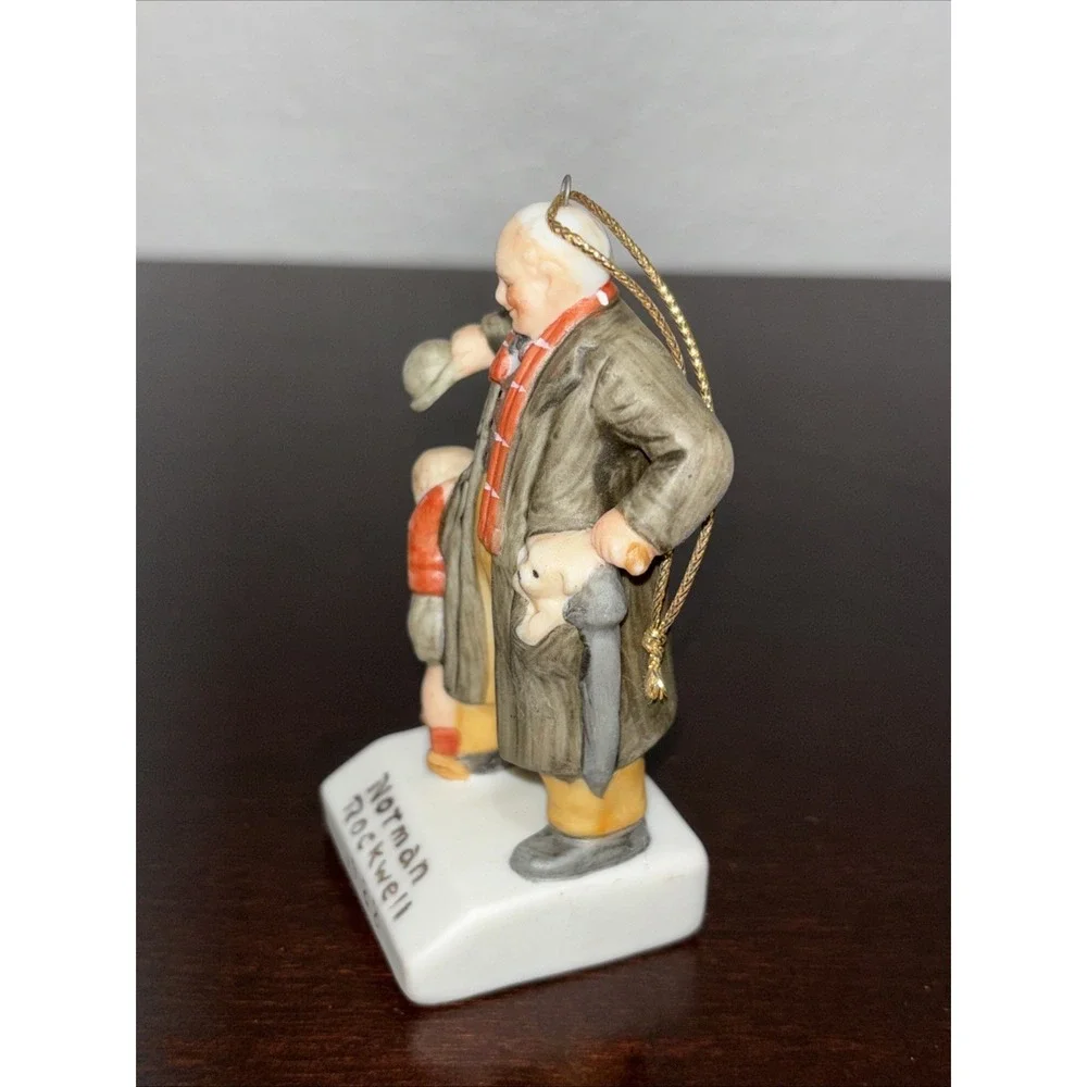 Norman Rockwell Puppy In A Pocket Porcelain Figurine